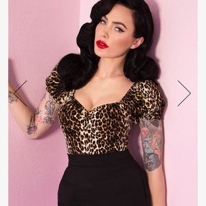 Vixen powderpuff top